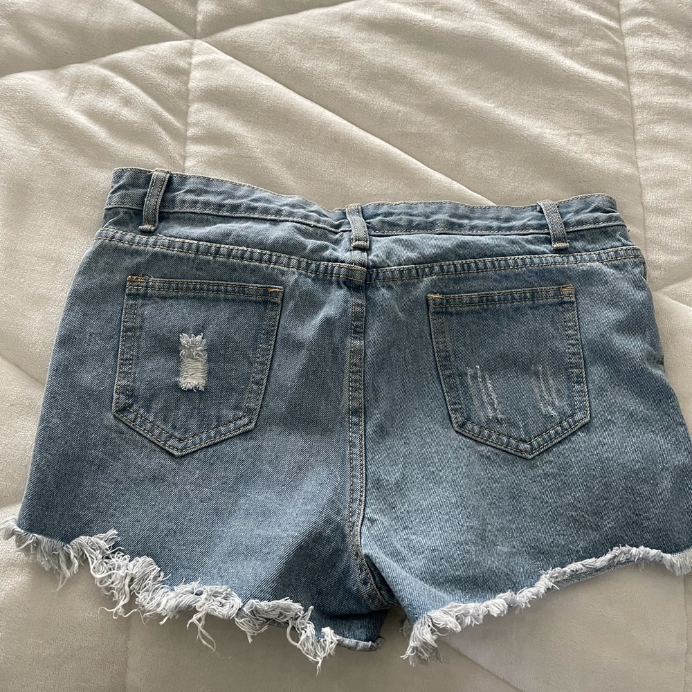 Jean Shorts - Picture 3 of 3